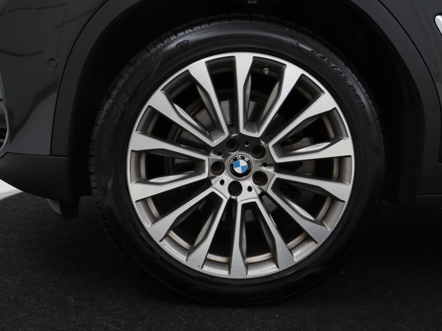 BMW X3 xDrive20i High Executive Edition Panorama dak | Carplay | Climate control | Stoelverwarming | Cruise control | Sfeerverlichting | Navigatie | Bluetooth | Leder bekleding | Achteruitrij camera | DAB Radio