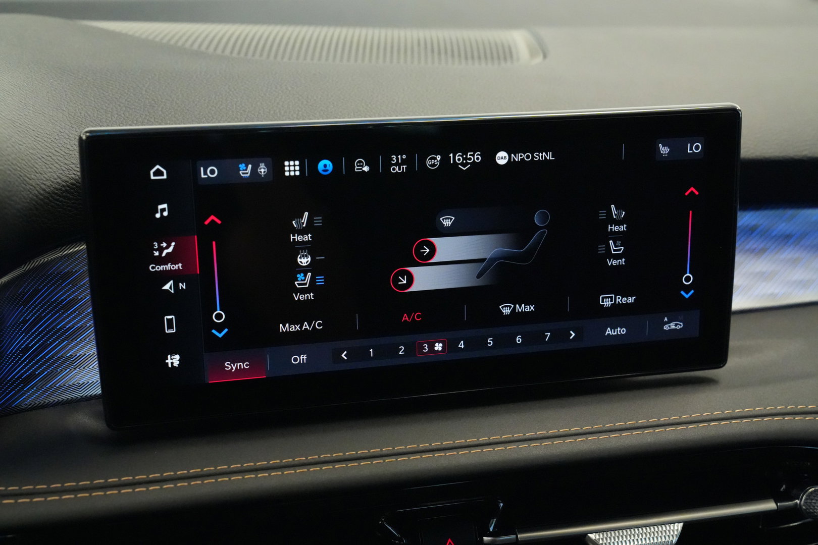 Alfa Romeo Tonale 1.5T Hybrid Veloce Schakelpaddles Draadloze Lader Stoelventilatie 24 Maanden garantie* (Vraag naar de voorwaarden)