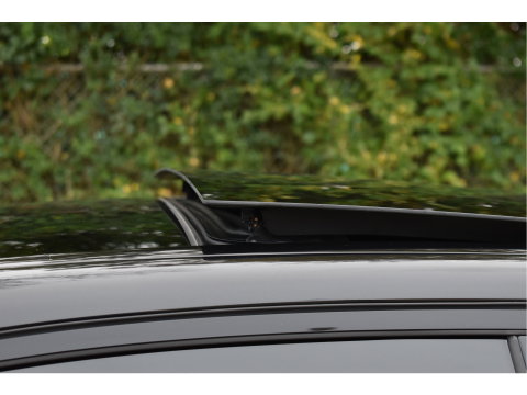 Mercedes-Benz C-Klasse 300 e AMG Line 313 pk | NL-Auto | 8x velgen + banden | Trekhaak | Open dak | Virtual cockpit | Camera | Carplay | Sfeerverlichting | Full LED | LM-Velgen | NAP