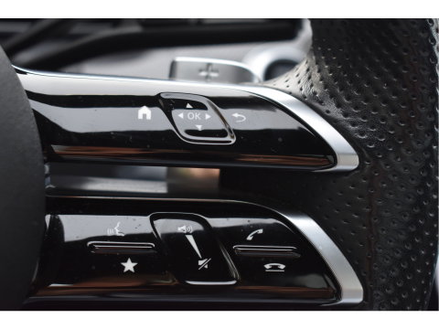 Mercedes-Benz C-Klasse 300 e AMG Line 313 pk | NL-Auto | 8x velgen + banden | Trekhaak | Open dak | Virtual cockpit | Camera | Carplay | Sfeerverlichting | Full LED | LM-Velgen | NAP