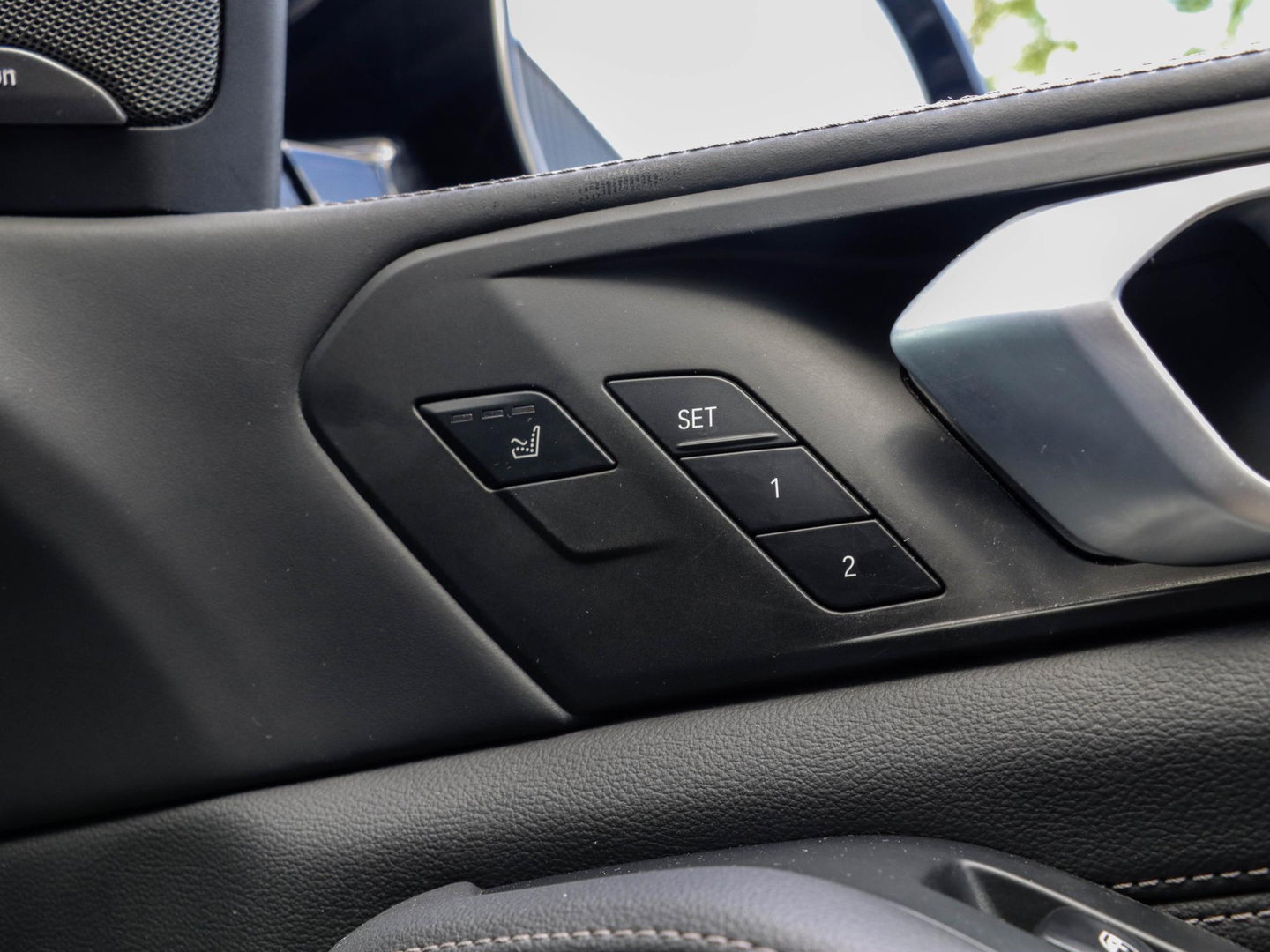 BMW X5 M50i 4.4 530pk | Achterasbesturing | Laser | ACC | Sky Lounge | Grigrio Telesto
