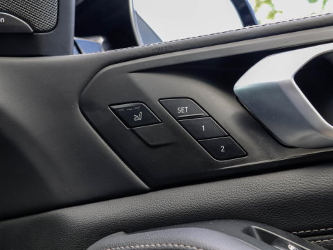 BMW X5 M50i 4.4 530pk | Achterasbesturing | Laser | ACC | Sky Lounge | Grigrio Telesto