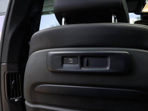 BMW X5 M50i 4.4 530pk | Achterasbesturing | Laser | ACC | Sky Lounge | Grigrio Telesto