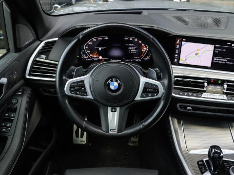 BMW X5 M50i 4.4 530pk | Achterasbesturing | Laser | ACC | Sky Lounge | Grigrio Telesto
