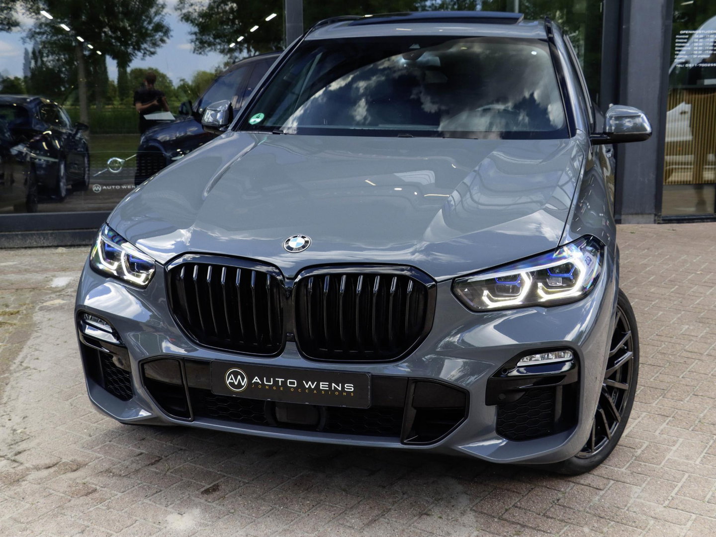 BMW X5 M50i 4.4 530pk | Achterasbesturing | Laser | ACC | Sky Lounge | Grigrio Telesto