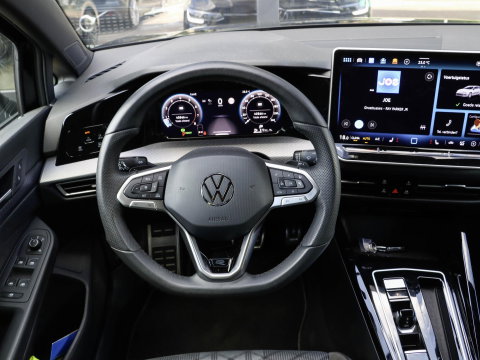 Volkswagen Golf Variant 1.5 eTSI R-Line 150PK DSG 150PK