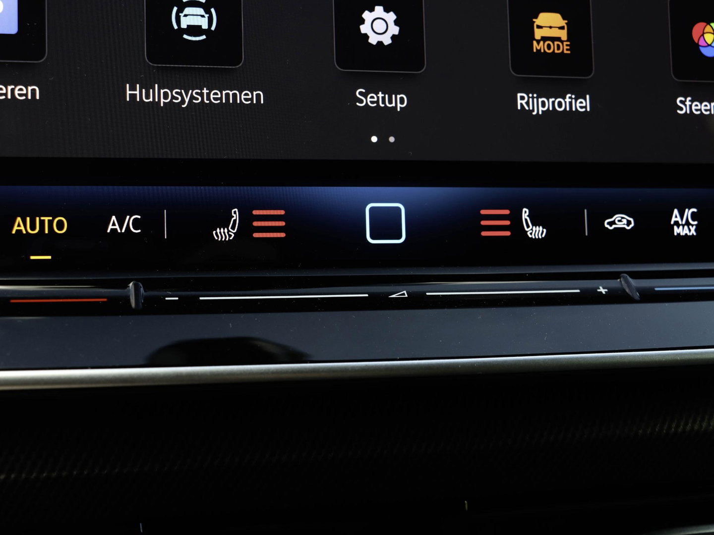 Volkswagen Golf Variant 1.5 eTSI R-Line 150PK DSG 150PK