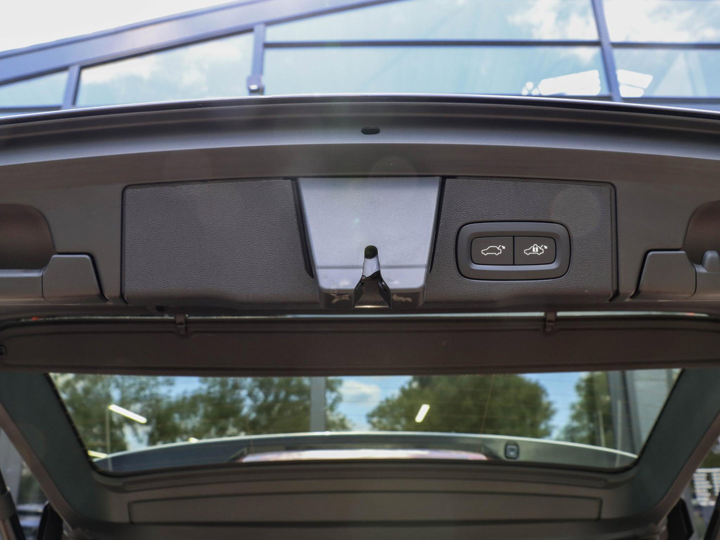 Volvo XC60 T6 AWD Plus Dark Panoramadak Leder Memory Keyless Google Navigatie
