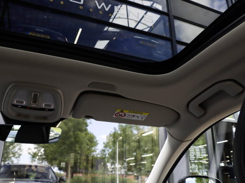Volvo XC60 T6 AWD Plus Dark Panoramadak Leder Memory Keyless Google Navigatie