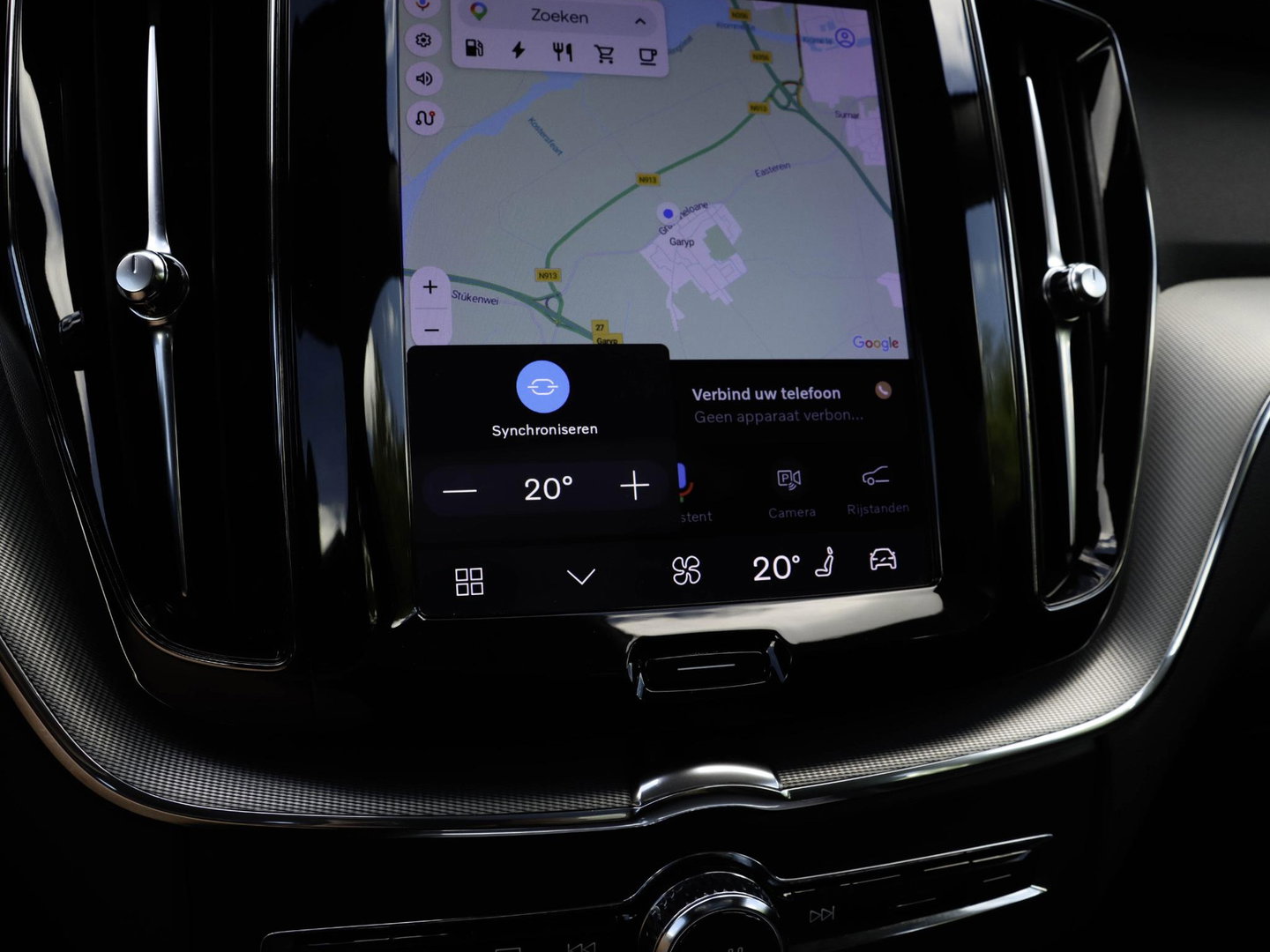 Volvo XC60 T6 AWD Plus Dark Panoramadak Leder Memory Keyless Google Navigatie