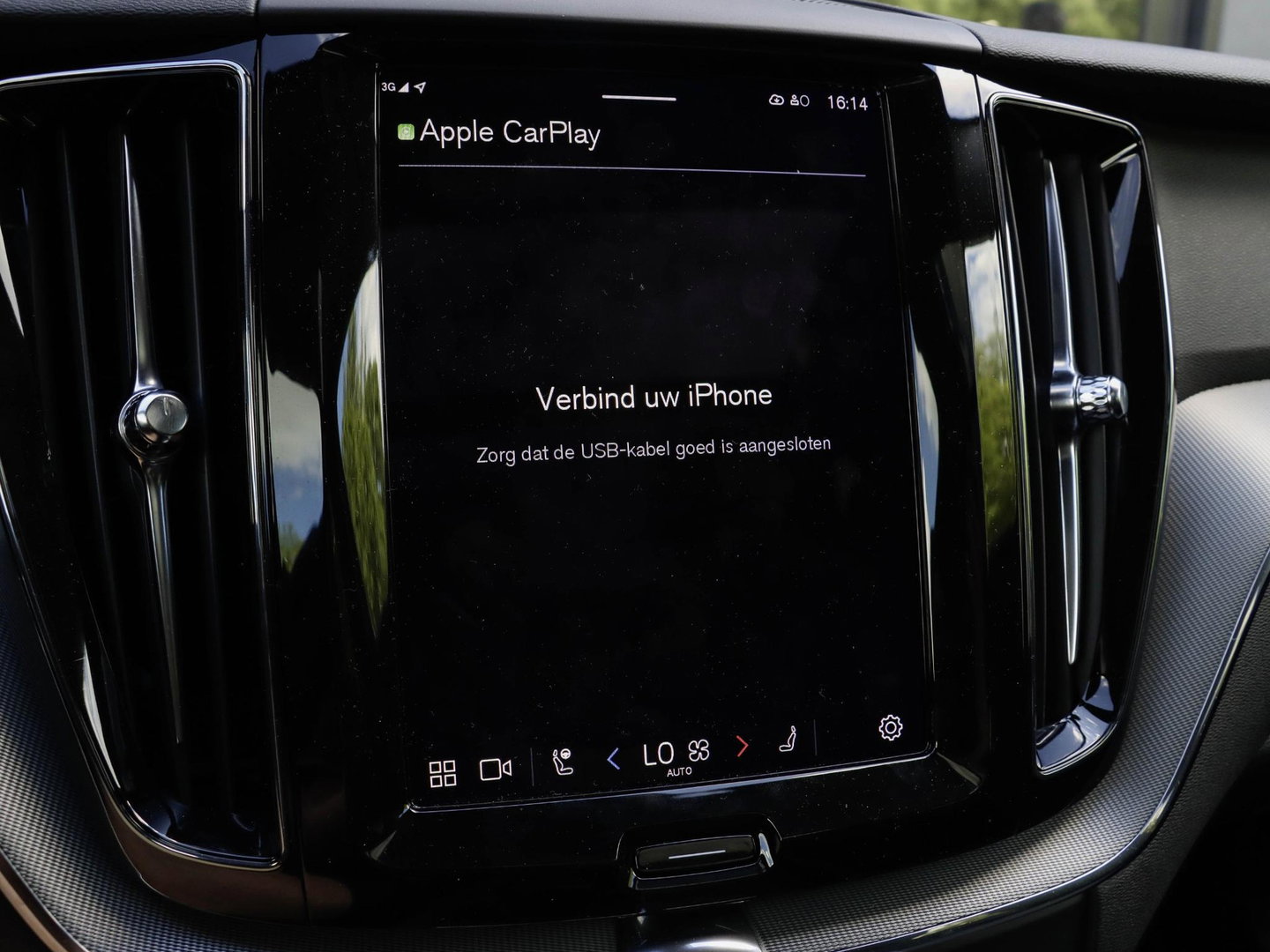 Volvo XC60 T6 AWD Plus Dark Panodak 360 Camera Head Up Harman Kardon Winterpakket