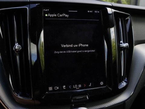 Volvo XC60 T6 AWD Plus Dark Panodak 360 Camera Head Up Harman Kardon Winterpakket