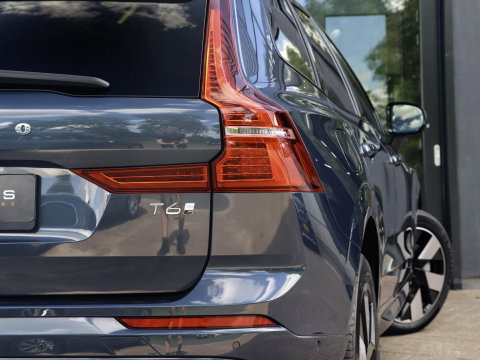Volvo XC60 T6 AWD Plus Dark Panodak 360 Camera Head Up Harman Kardon Winterpakket