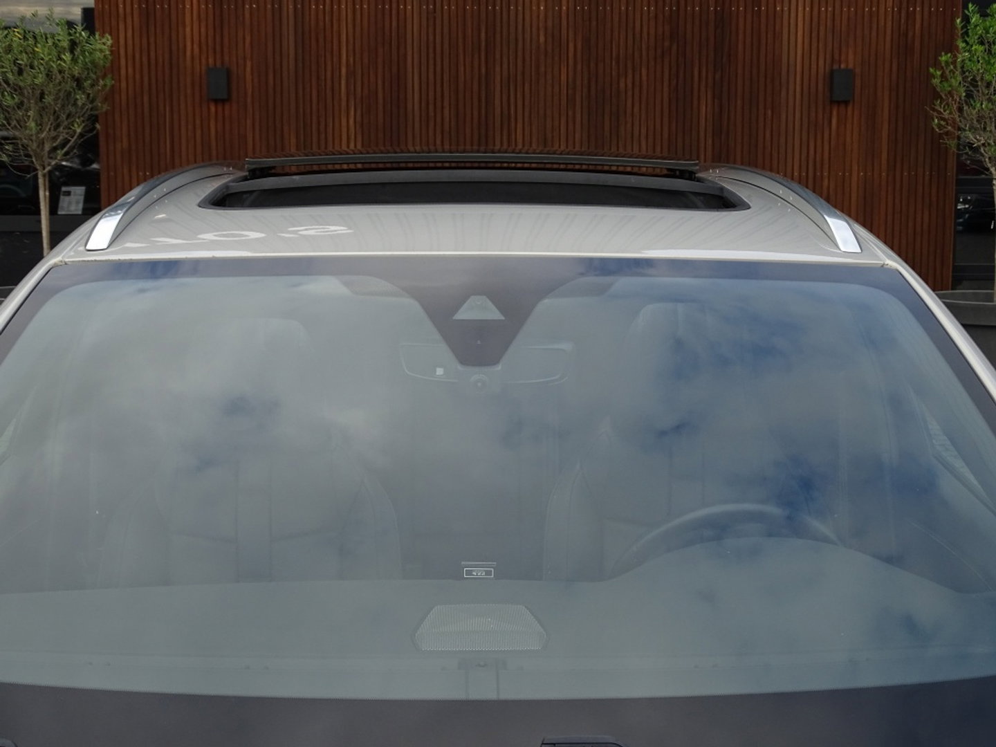 DS 7 Crossback E-Tense 224PK Hybrid / So Chic / massage / LED