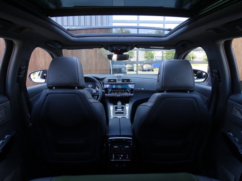 DS 7 Crossback E-Tense 224PK Hybrid / So Chic / massage / LED