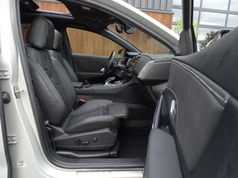 DS 7 Crossback E-Tense 224PK Hybrid / So Chic / massage / LED