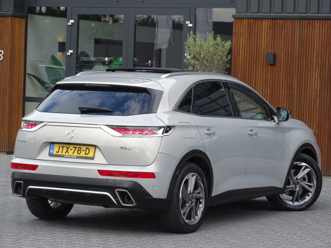 DS 7 Crossback E-Tense 224PK Hybrid / So Chic / massage / LED