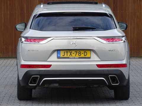 DS 7 Crossback E-Tense 224PK Hybrid / So Chic / massage / LED