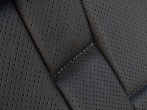 DS 7 Crossback E-Tense 224PK Hybrid / So Chic / massage / LED