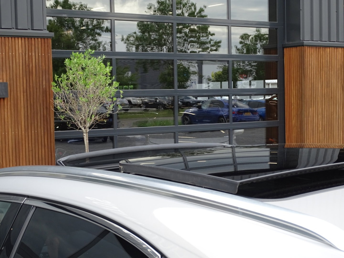 DS 7 Crossback E-Tense 224PK Hybrid / So Chic / massage / LED
