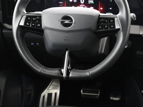 Opel Astra 1.2 Business Edition | SOH 90,8% | 360 Camera | Navigatie | Carplay | Climate control | Stoel & stuurverwarming | Adaptive Cruise control | Bluetooth