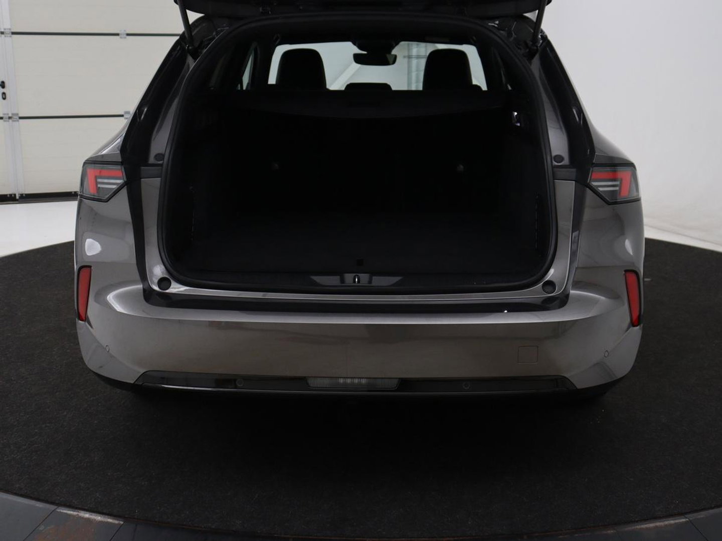 Opel Astra 1.2 Business Edition | SOH 90,8% | 360 Camera | Navigatie | Carplay | Climate control | Stoel & stuurverwarming | Adaptive Cruise control | Bluetooth