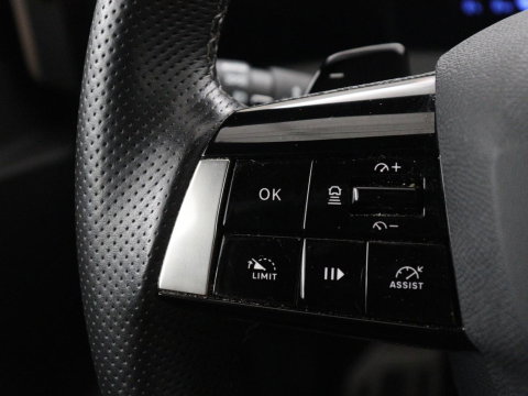 Opel Astra 1.2 Business Edition | SOH 90,8% | 360 Camera | Navigatie | Carplay | Climate control | Stoel & stuurverwarming | Adaptive Cruise control | Bluetooth