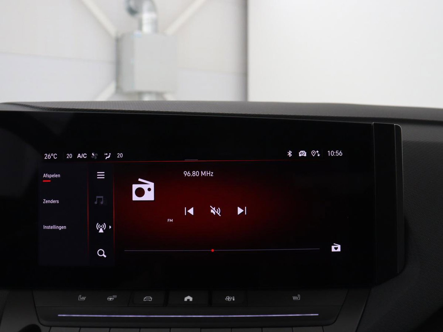 Opel Astra 1.2 Business Edition | SOH 90,8% | 360 Camera | Navigatie | Carplay | Climate control | Stoel & stuurverwarming | Adaptive Cruise control | Bluetooth