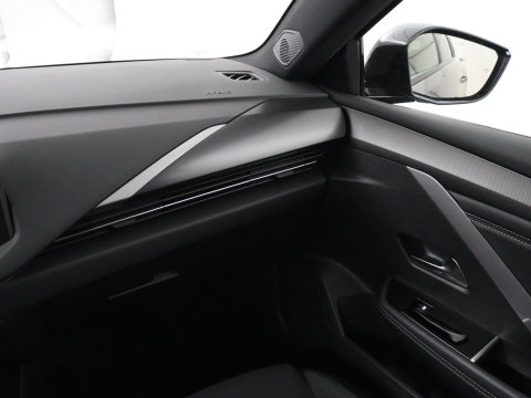 Opel Astra 1.2 Business Edition | SOH 90,8% | 360 Camera | Navigatie | Carplay | Climate control | Stoel & stuurverwarming | Adaptive Cruise control | Bluetooth