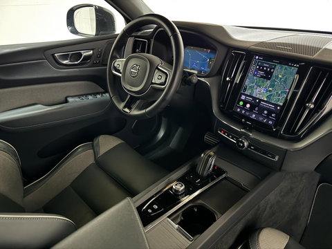 Volvo XC60 2.0 T6 Plug-in hybrid AWD R-Design Pano Google H/K HUD 360º
