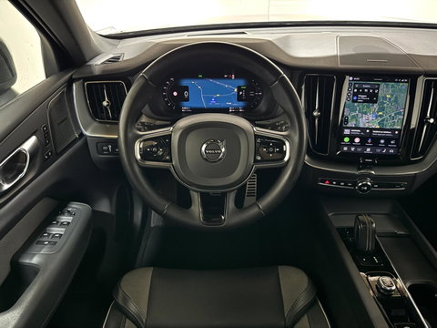 Volvo XC60 2.0 T6 Plug-in hybrid AWD R-Design Pano Google H/K HUD 360º