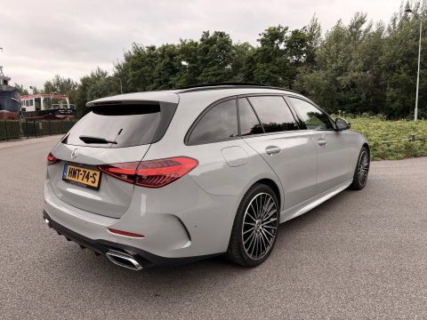 Mercedes-Benz C-Klasse Estate 300e AMG | Panoramaschuifdak | Night | Burmester | Rijassistentiepakket Plus Led-High Performance