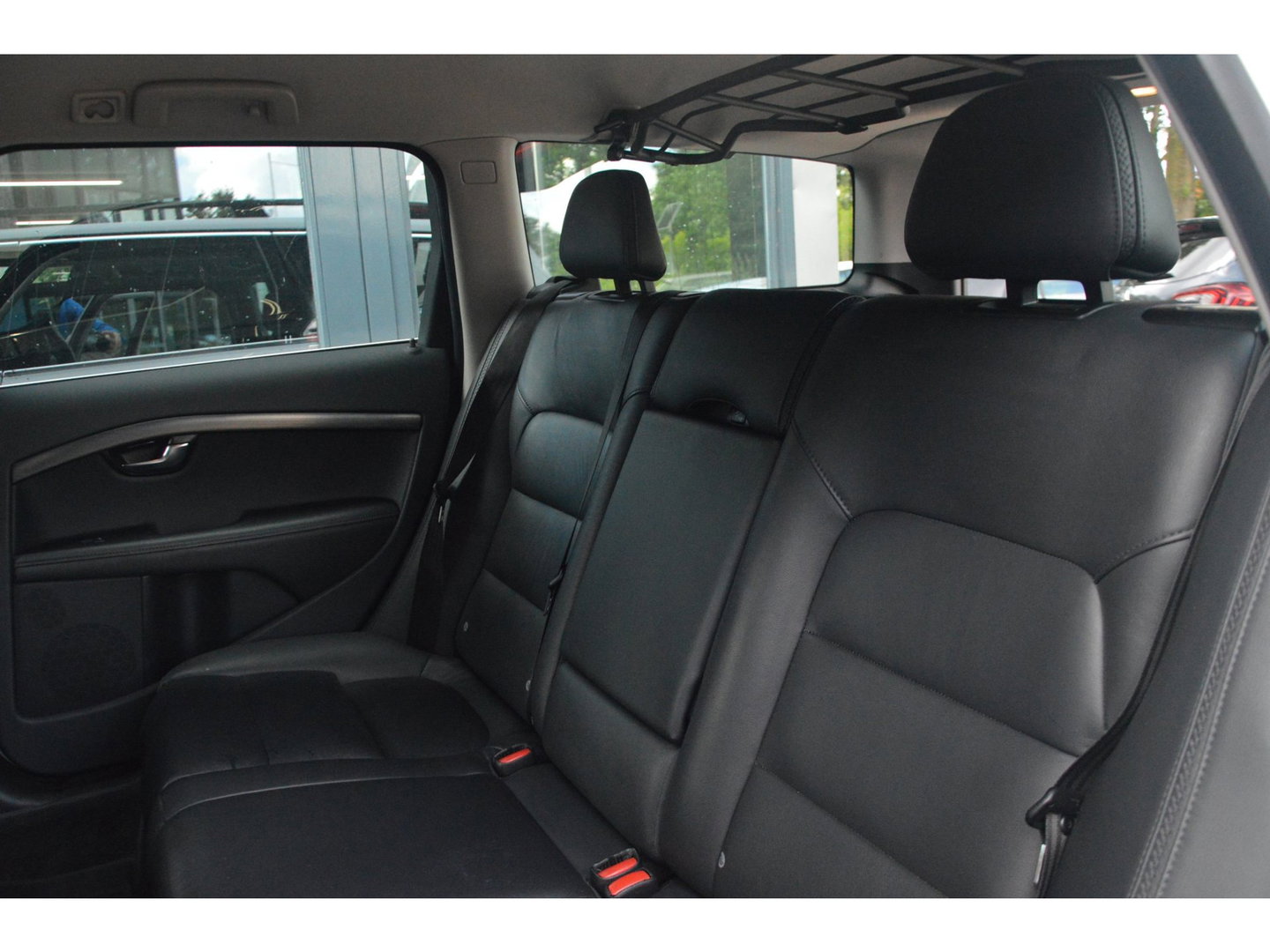 Volvo XC70 D4 Inscription Edition | Adaptive Cruise | Trekhaak | Standkachel | Dealer Onderhouden | Leer |