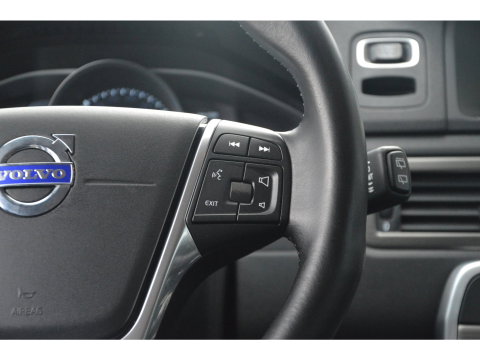 Volvo XC70 D4 Inscription Edition | Adaptive Cruise | Trekhaak | Standkachel | Dealer Onderhouden | Leer |