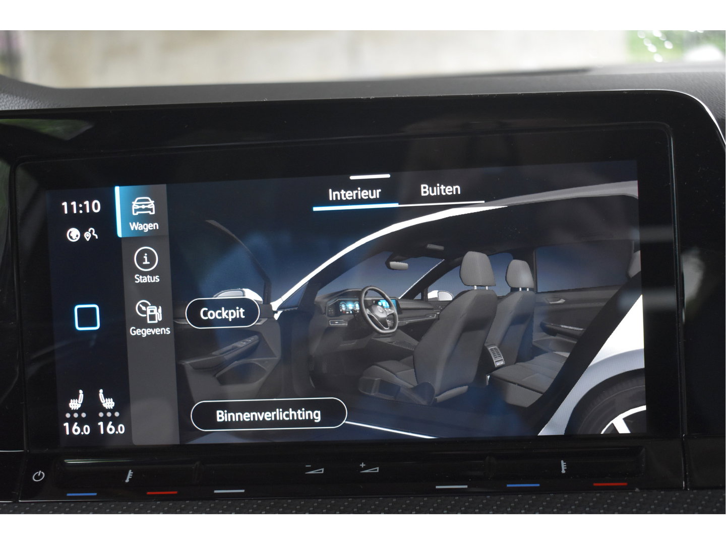 Volkswagen Golf 2.0 TSI 191 PK 3x R-Line Nardo Grey Winter pakket | Zéér netjes | Open dak | Keyless | Sfeerverlichting | Carplay | Stoel- & stuurverwarming | DAB
