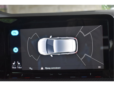 Volkswagen Golf 2.0 TSI 191 PK 3x R-Line Nardo Grey Winter pakket | Zéér netjes | Open dak | Keyless | Sfeerverlichting | Carplay | Stoel- & stuurverwarming | DAB