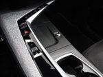 Peugeot e-3008