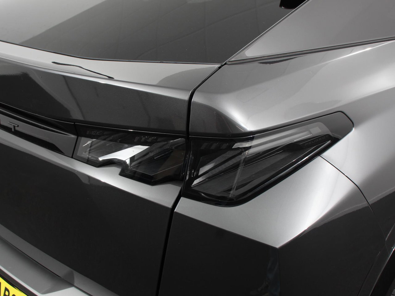 Peugeot e-3008