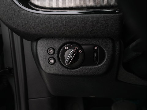 MINI Clubman 2.0 Cooper SD ALL4 Chili Serious Business Aut. *PANO | FULL-LED | HEATED-SPORTSEATS | HARMAN/KARDON | KEYLESS | MEMORY-PACK | CARBON-INLAY | HEAD-UP | SHIFTPADDLES | NAVI-FULLMAP | ECC | PDC | CRUISE | AMBIENTLIGHT | TOWBAR | 18''ALU