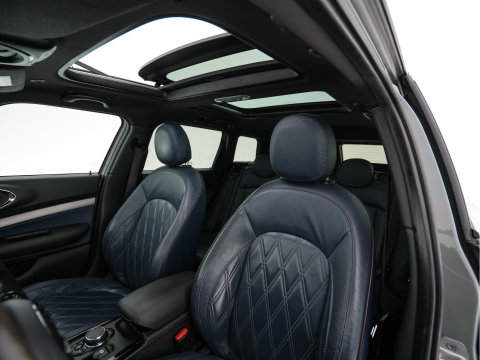 MINI Clubman 2.0 Cooper SD ALL4 Chili Serious Business Aut. *PANO | FULL-LED | HEATED-SPORTSEATS | HARMAN/KARDON | KEYLESS | MEMORY-PACK | CARBON-INLAY | HEAD-UP | SHIFTPADDLES | NAVI-FULLMAP | ECC | PDC | CRUISE | AMBIENTLIGHT | TOWBAR | 18''ALU