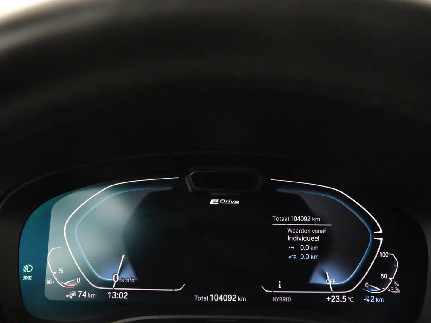BMW 5 Serie Touring 530e xDrive M Sport | SOH 89,9% | Panoramadak | Head-Up | Full LED | Trekhaak | Carplay | Bluetooth | Navigatie | Sfeerverlichting | Stoelverwarming | Achteruitrij camera | Adaptive cruise control | Climate control