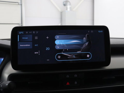 Jeep Avanger 85th Anniversary 54 kWh | SOH 97,7% | 360 Camera | Adaptive cruise control | Carplay | Climate control | Side assist