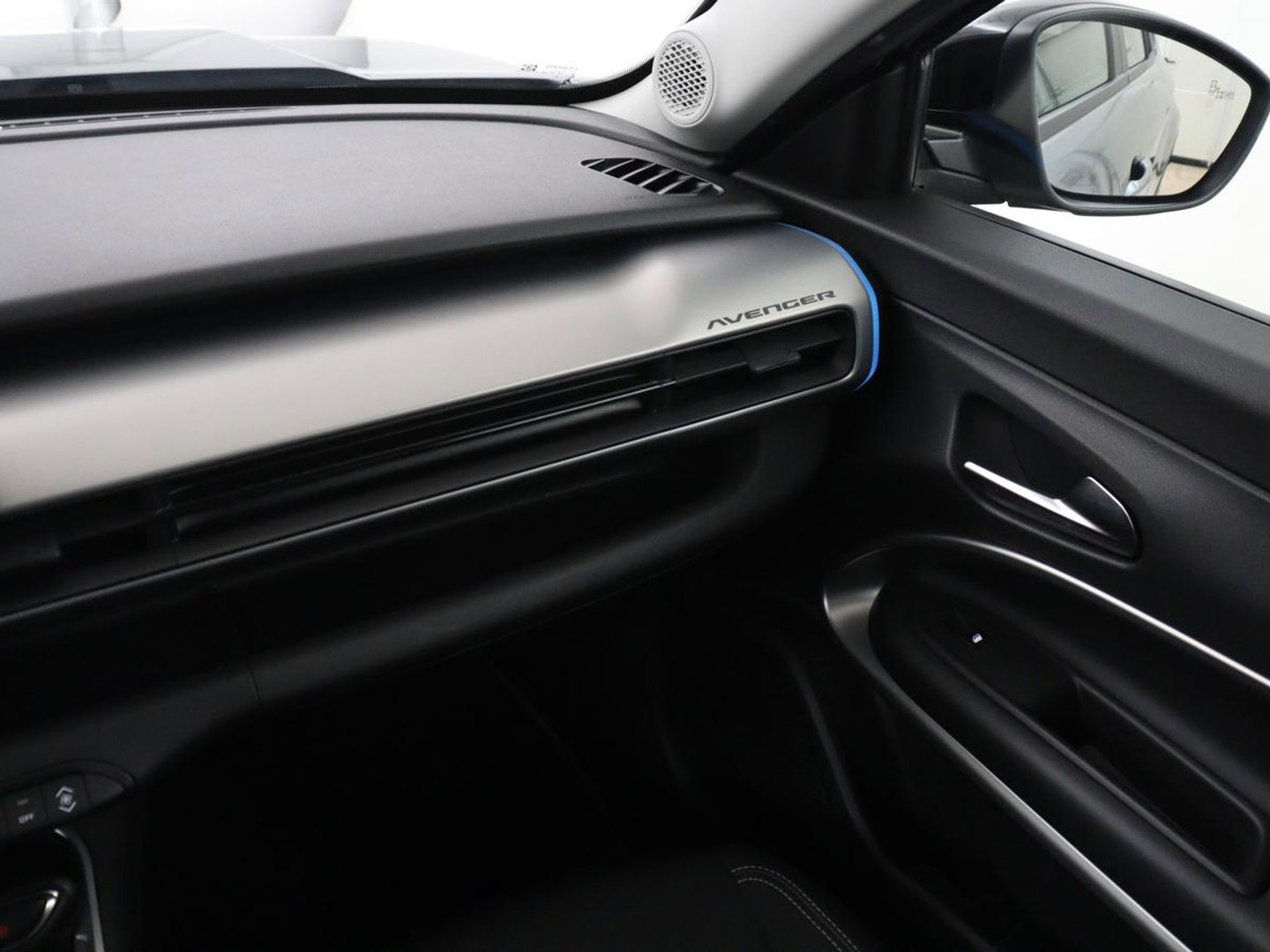 Jeep Avanger 85th Anniversary 54 kWh | SOH 97,7% | 360 Camera | Adaptive cruise control | Carplay | Climate control | Side assist