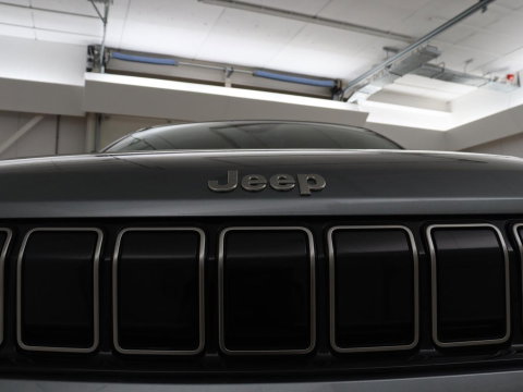 Jeep Avanger 85th Anniversary 54 kWh | SOH 97,7% | 360 Camera | Adaptive cruise control | Carplay | Climate control | Side assist