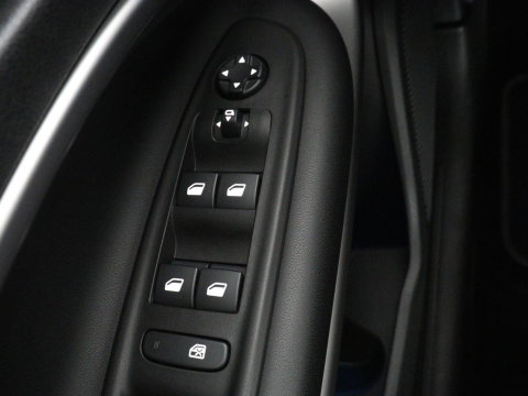 Jeep Avanger 85th Anniversary 54 kWh | SOH 97,7% | 360 Camera | Adaptive cruise control | Carplay | Climate control | Side assist