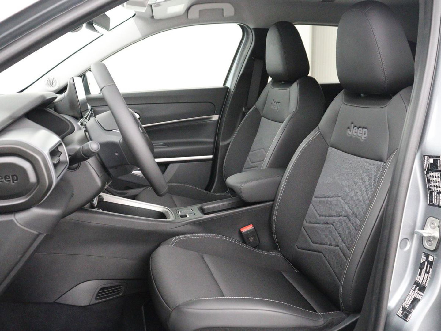 Jeep Avanger 85th Anniversary 54 kWh | SOH 97,7% | 360 Camera | Adaptive cruise control | Carplay | Climate control | Side assist