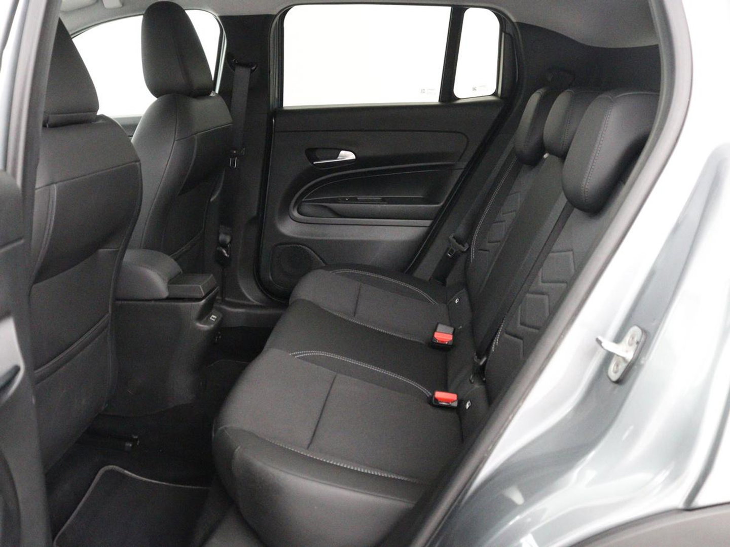 Jeep Avanger 85th Anniversary 54 kWh | SOH 97,7% | 360 Camera | Adaptive cruise control | Carplay | Climate control | Side assist