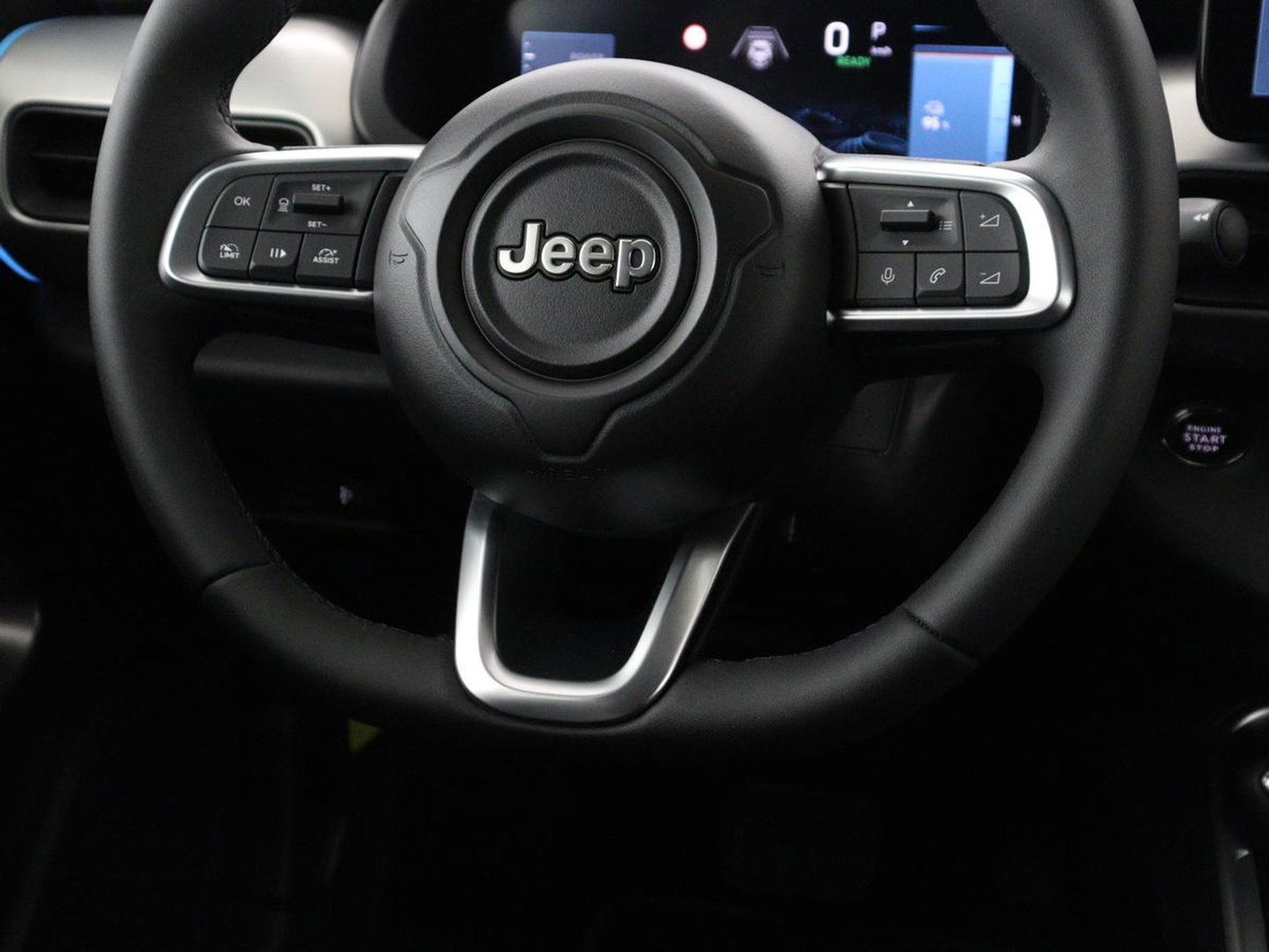 Jeep Avanger 85th Anniversary 54 kWh | SOH 97,7% | 360 Camera | Adaptive cruise control | Carplay | Climate control | Side assist