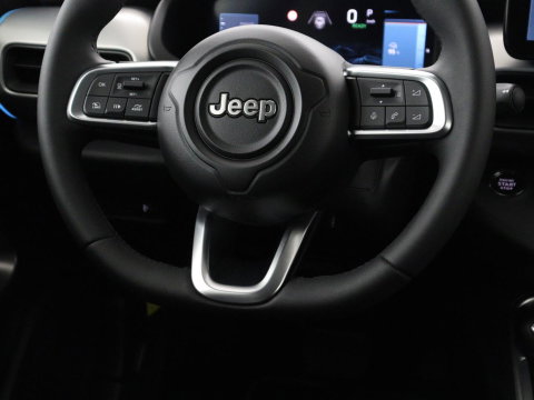 Jeep Avanger 85th Anniversary 54 kWh | SOH 97,7% | 360 Camera | Adaptive cruise control | Carplay | Climate control | Side assist