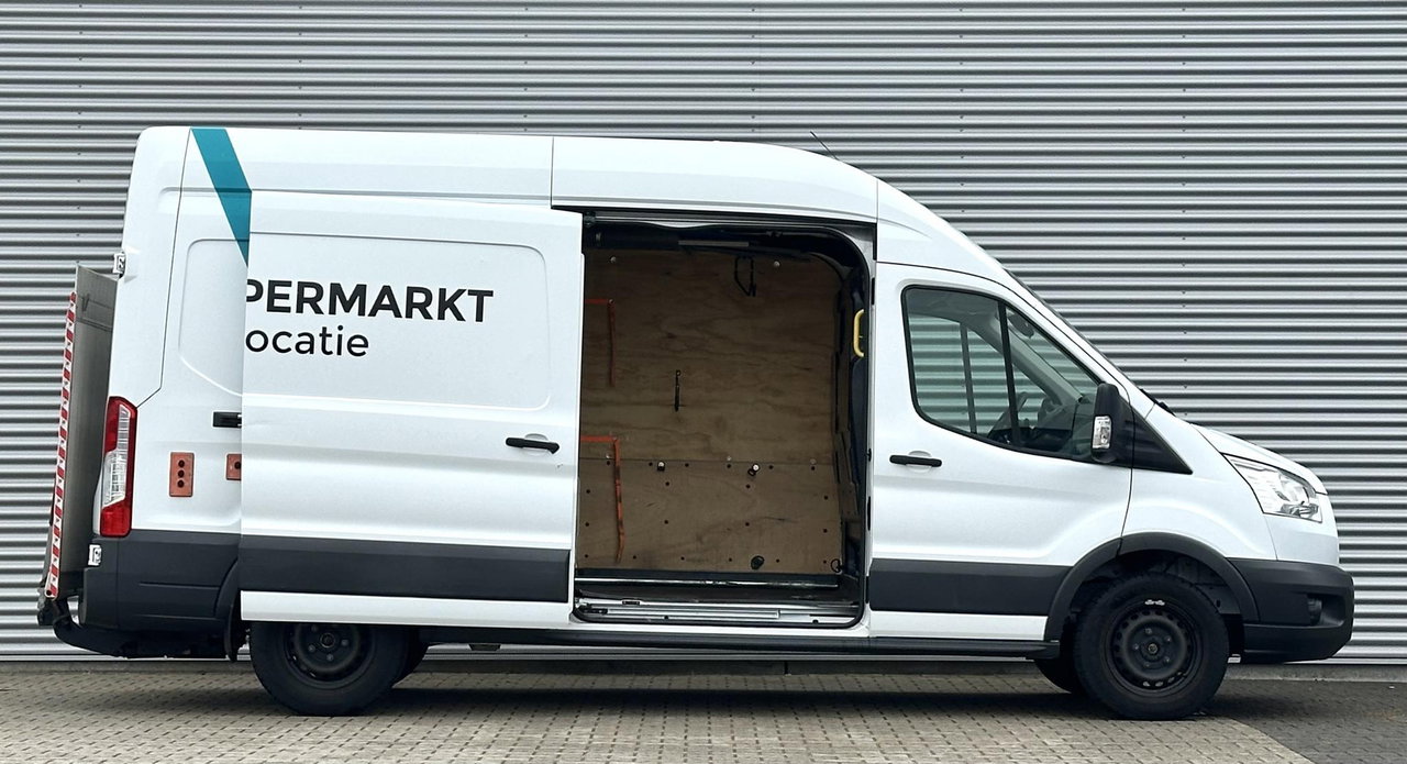 Ford Transit Bus
